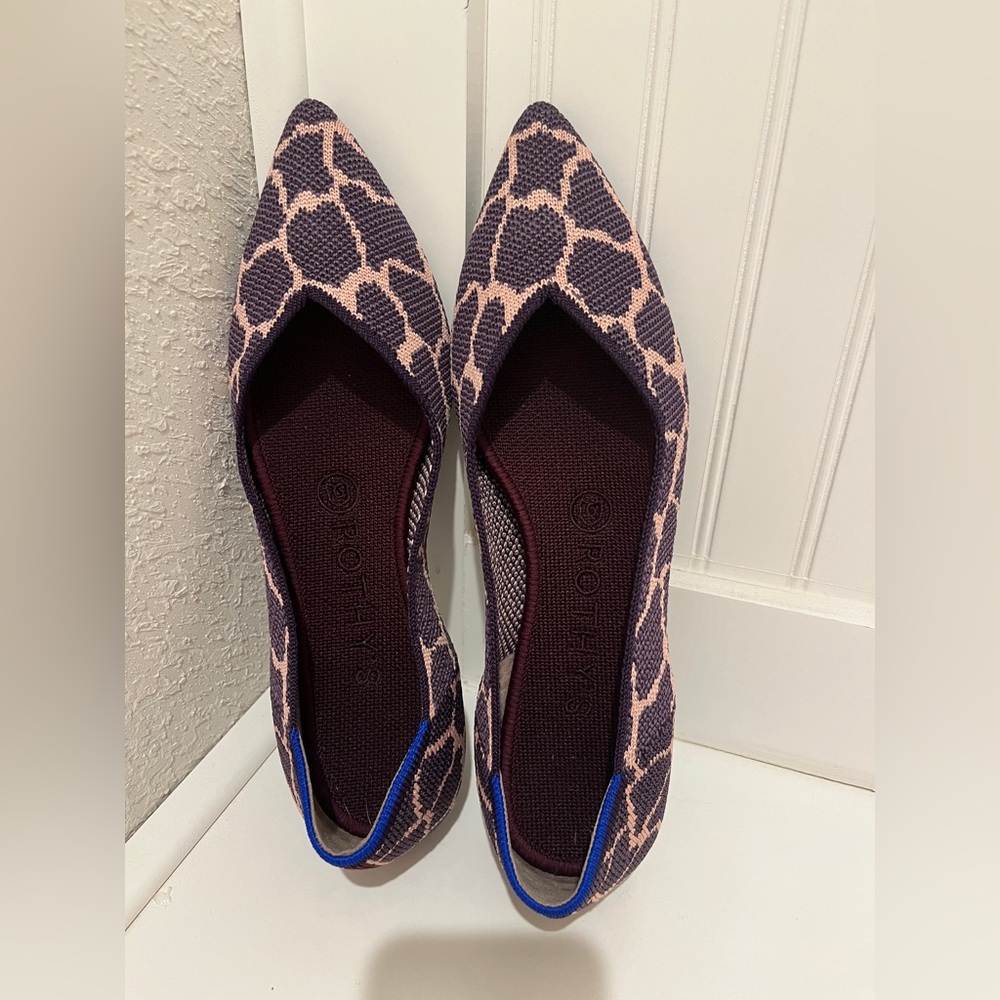 Rothy’s violet giraffe points sz 7.5. Great condition!